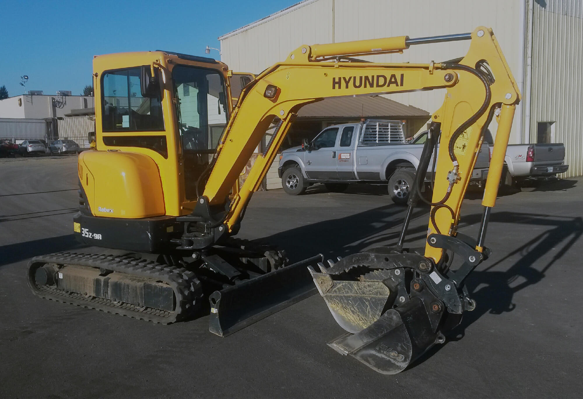 Oregon Tractor Portland + Roseburg, OR Construction & Logging Equipment